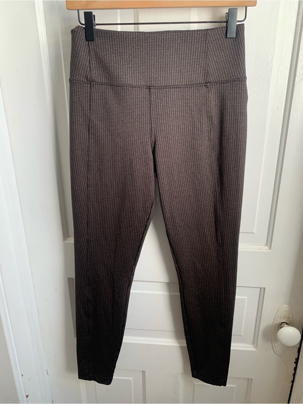 Athleta Delancey Houndstooth Tights Small Black Brown Leggings